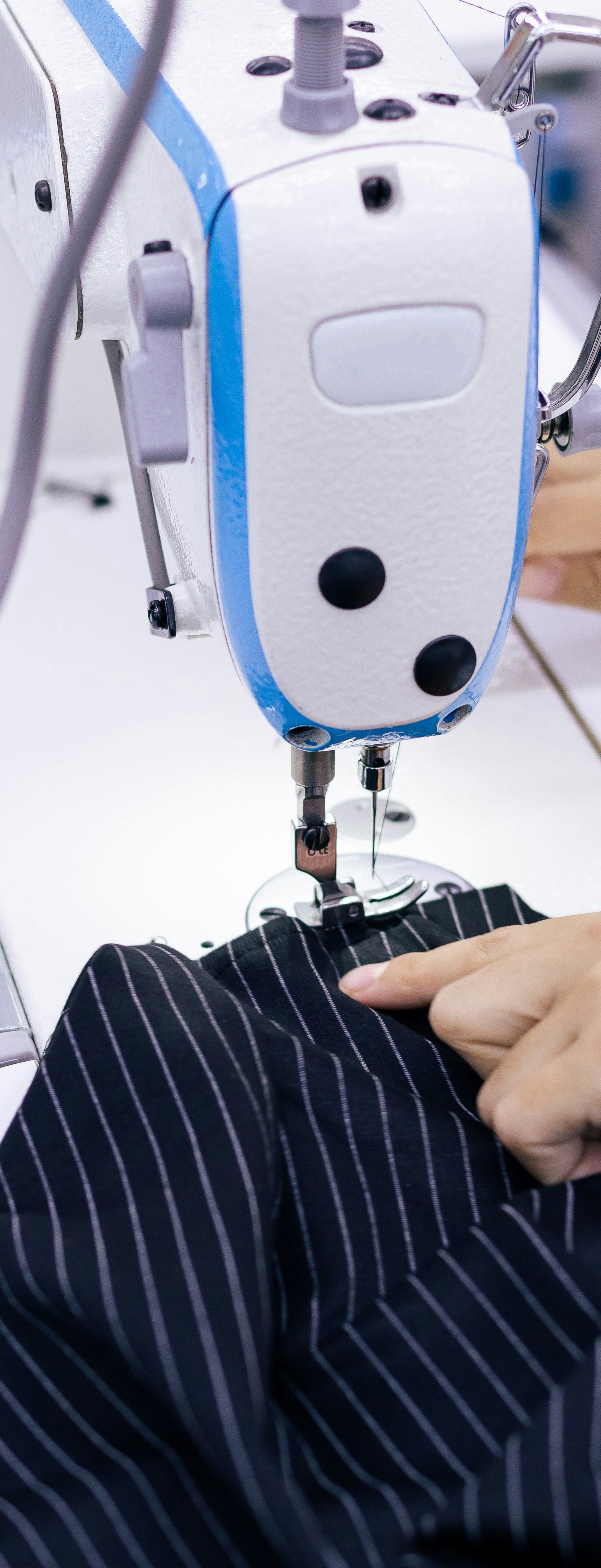 Industrial sewing machine and tailoring details